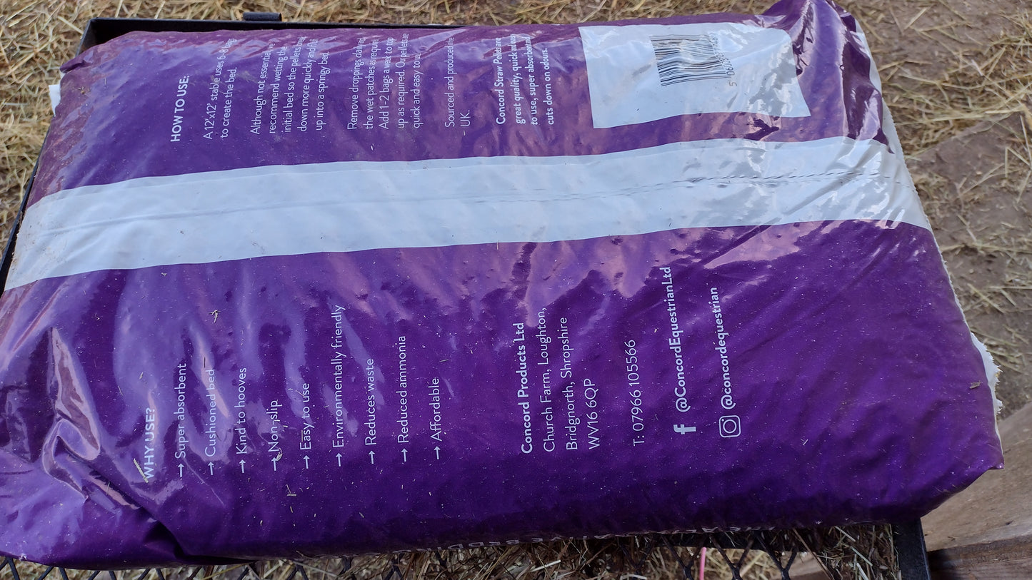 Concord Equestrian Straw Pellets